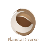 Este es nuestro logo que representa el planeta en varias tonalidades para destacar la abundancia de culturas y su diversidad.